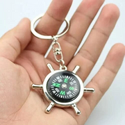 Unisex Compass Keyring Metal Car Keychain Stylish Travel Gift Key Chain Ring for Men & Women