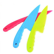 Plastic Cake Salad Lettuce Bread Slicer Cutter Knife